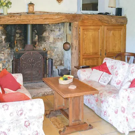 Сasa de vacaciones Holiday Maison Neuve H 612 *